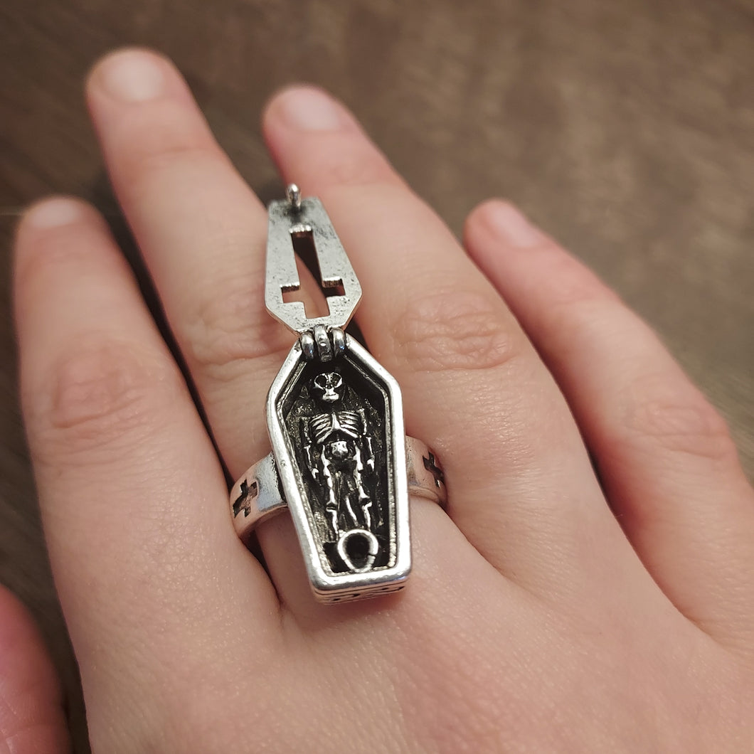 Opening Coffin Ring
